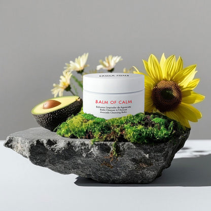 Bálsamo limpiador Balm of Calm de Erola Jons con aguacate y aceite de girasol para eliminar impurezas y nutrir la piel