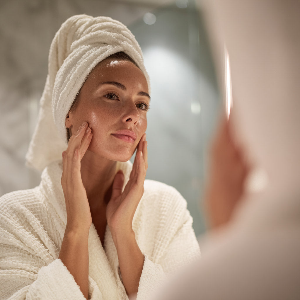 Ritual completo de limpieza facial de Erola Jons con Balm of Calm, Micellar Mousse y Optimist Mist para todo tipo de pieles